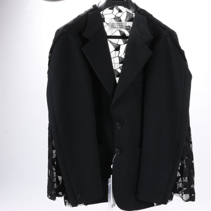 Blazer noir Maison Margiela avec superposition de dentelle, taille 40