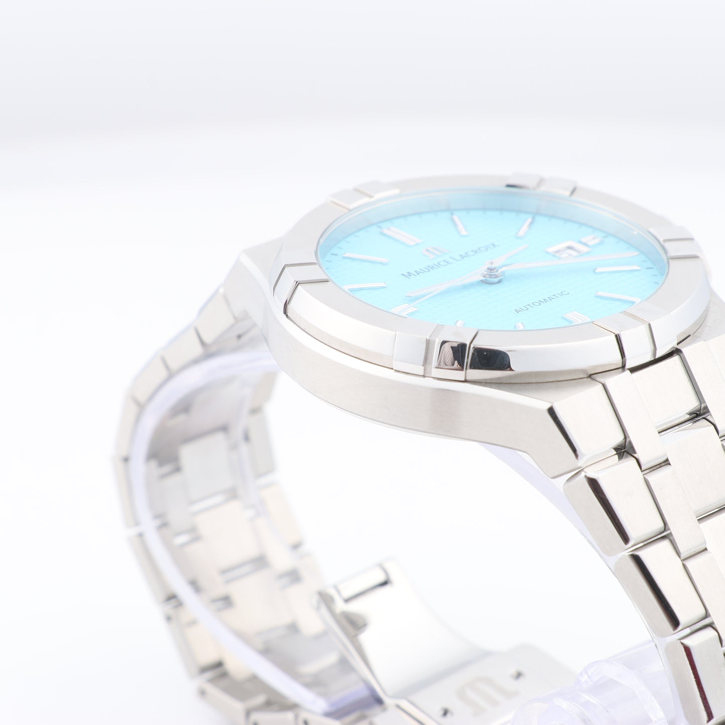 Maurice Lacroix Icon Automatic Summer Edition AI6008-SS00F-431-C BB23560 SS AT Uhr mit türkisfarbenem Zifferblatt