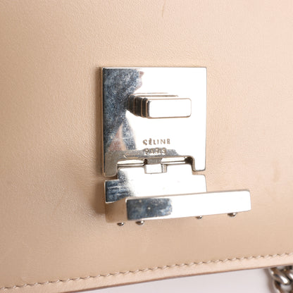 Sac à bandoulière en cuir à rabat Celine avec chaîne, beige