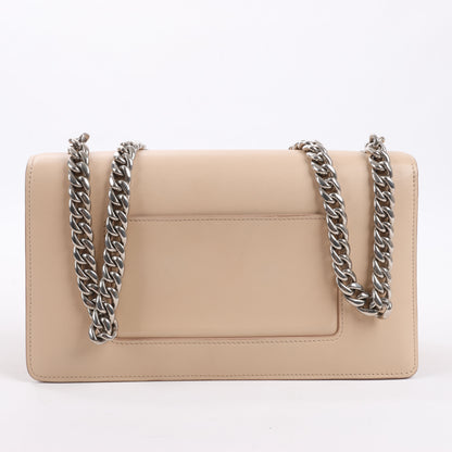 Sac à bandoulière en cuir à rabat Celine avec chaîne, beige