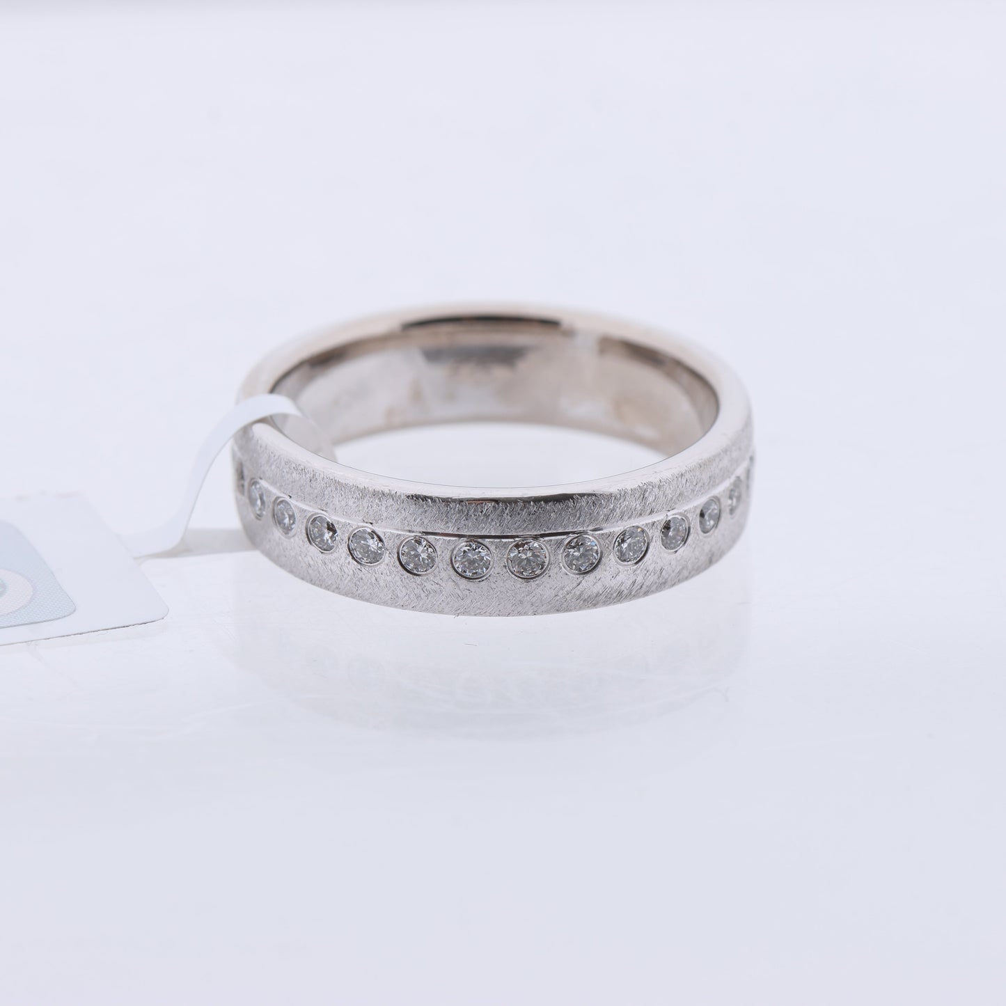 Non Signe / Unsigned 14K White Gold Ring with 30 Natural Diamonds