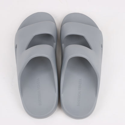 Bottega Veneta Rubber Band Sandals in Grey, Size 43 EU