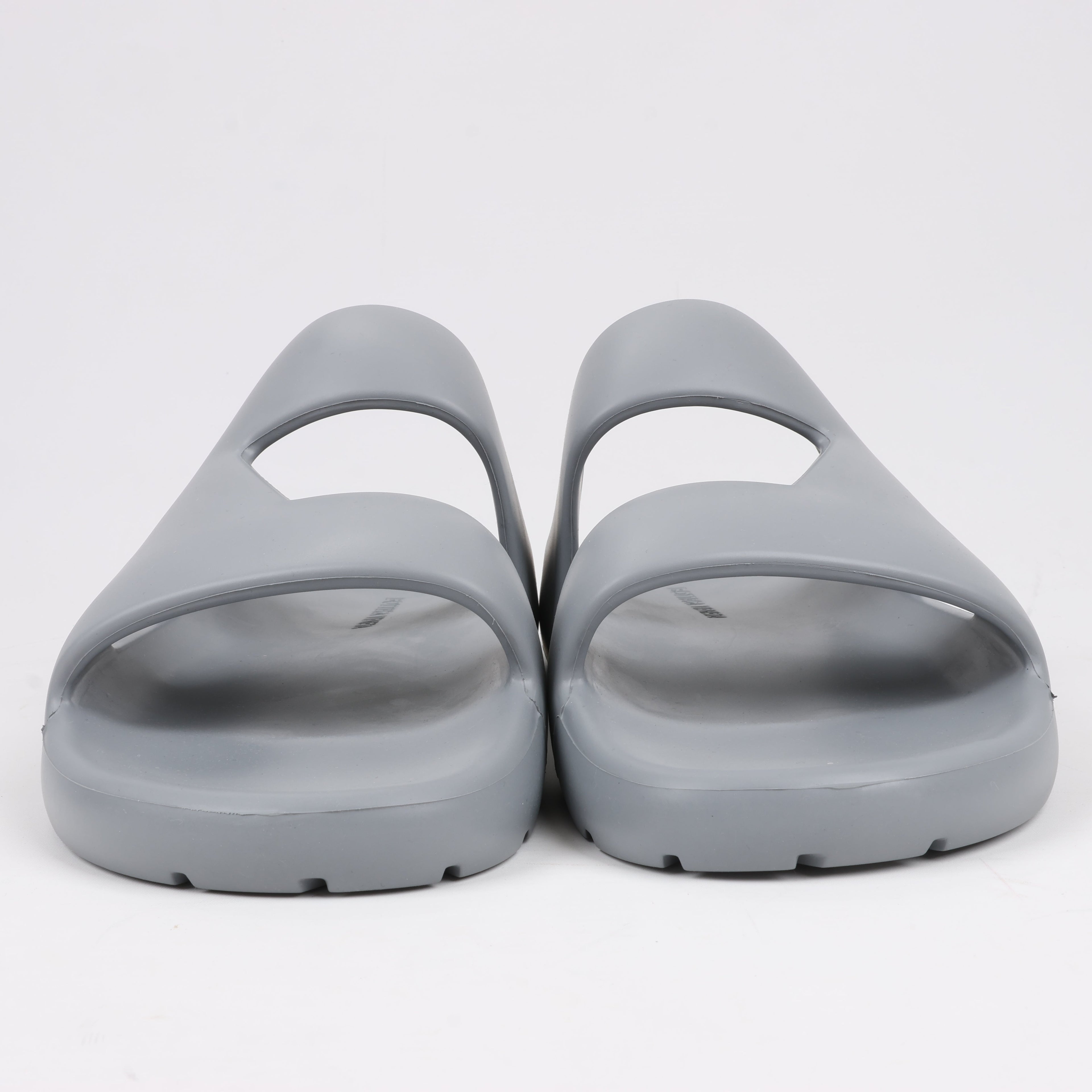 Bottega Veneta Rubber Band Sandals in Grey, Size 43 EU