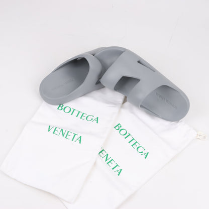 Bottega Veneta Rubber Band Sandals in Grey, Size 43 EU