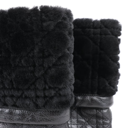 Bottes Dior en cuir noir Cannage Ice à revers en fourrure, pointure 40