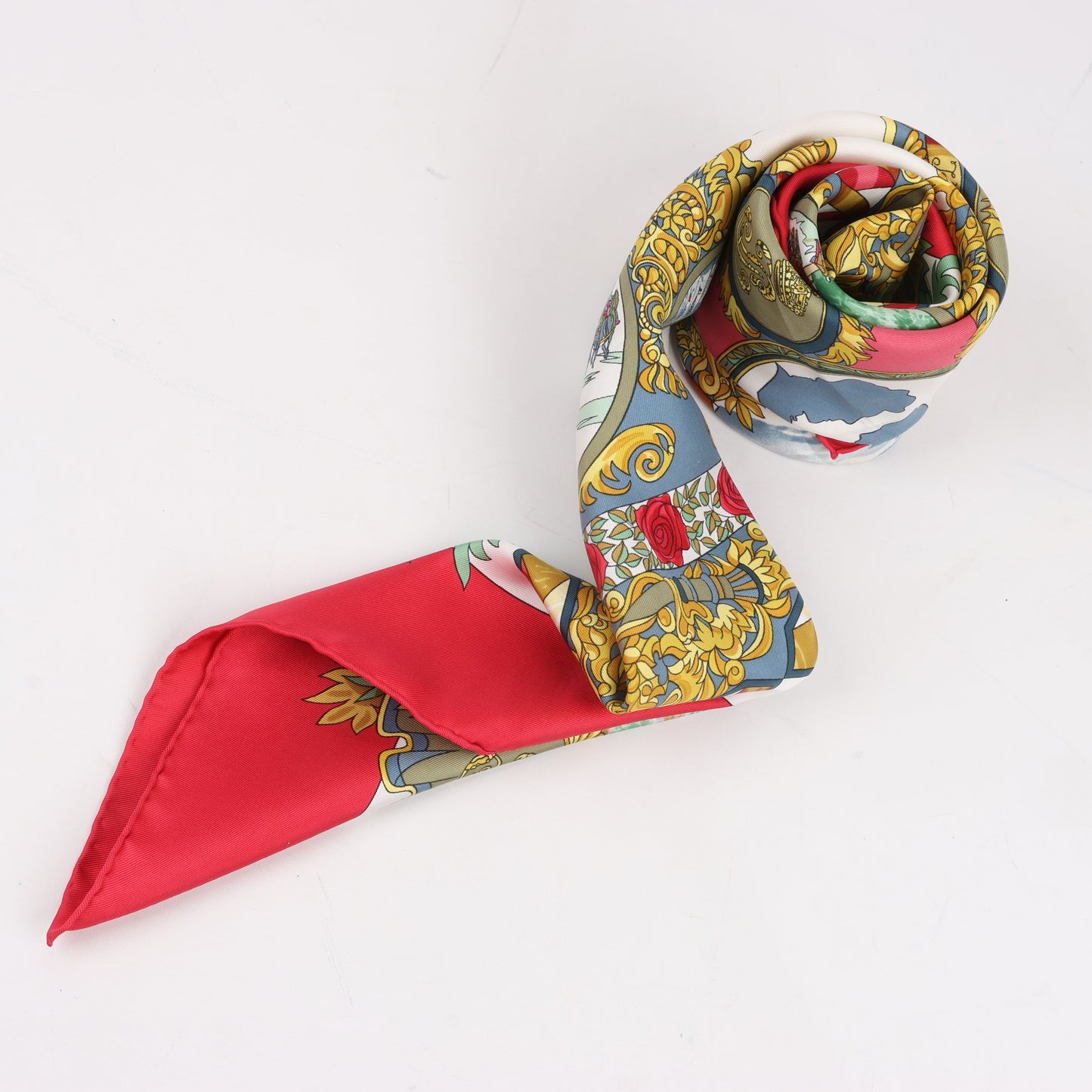 Hermès Carré 90 "L’ENTENTE CORDIALE" Silk handkerchief in Red