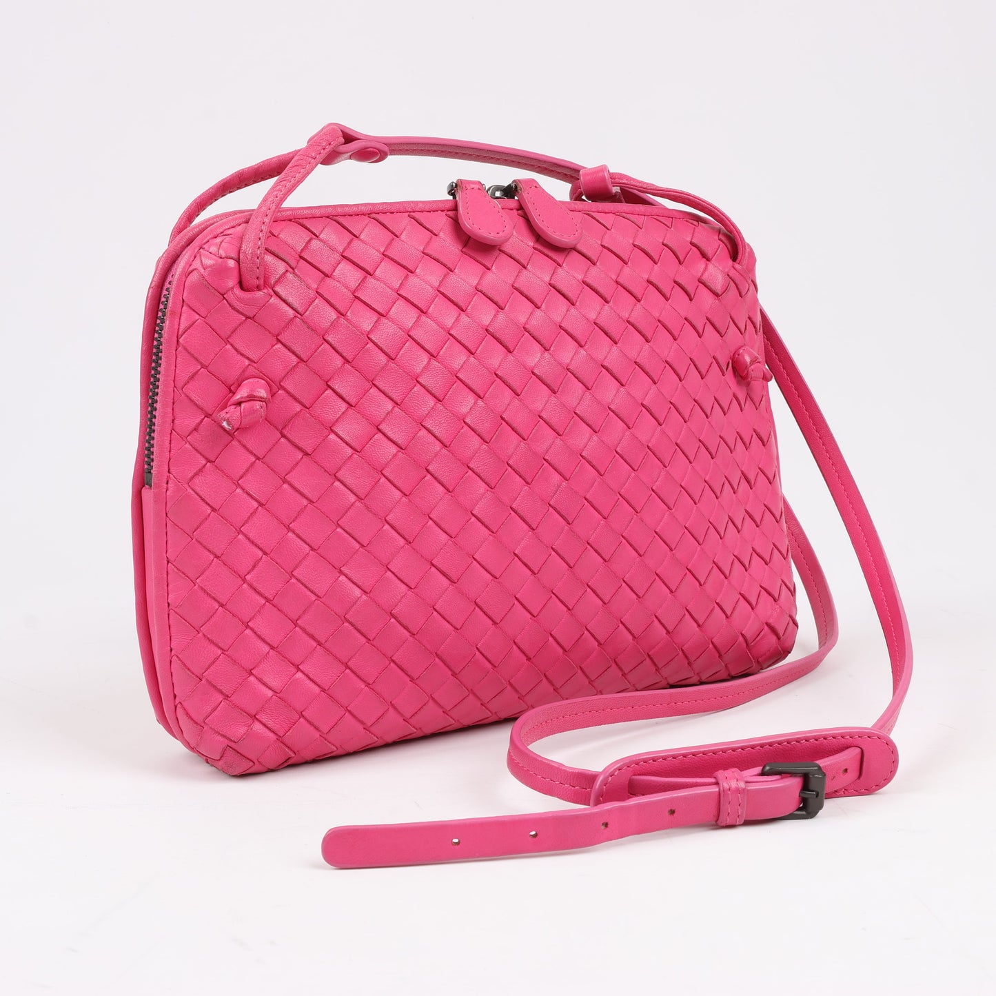 Bottega Veneta Intrecciato Nodini Crossbody Bag in Pink