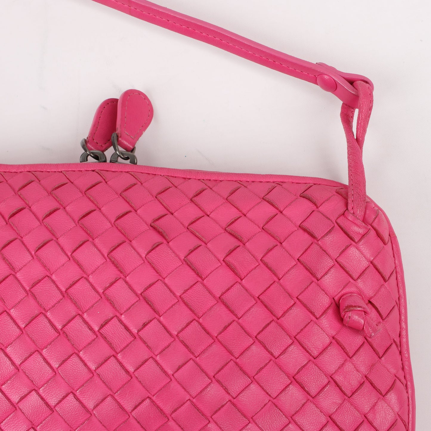 Bottega Veneta Intrecciato Nodini Crossbody Bag in Pink
