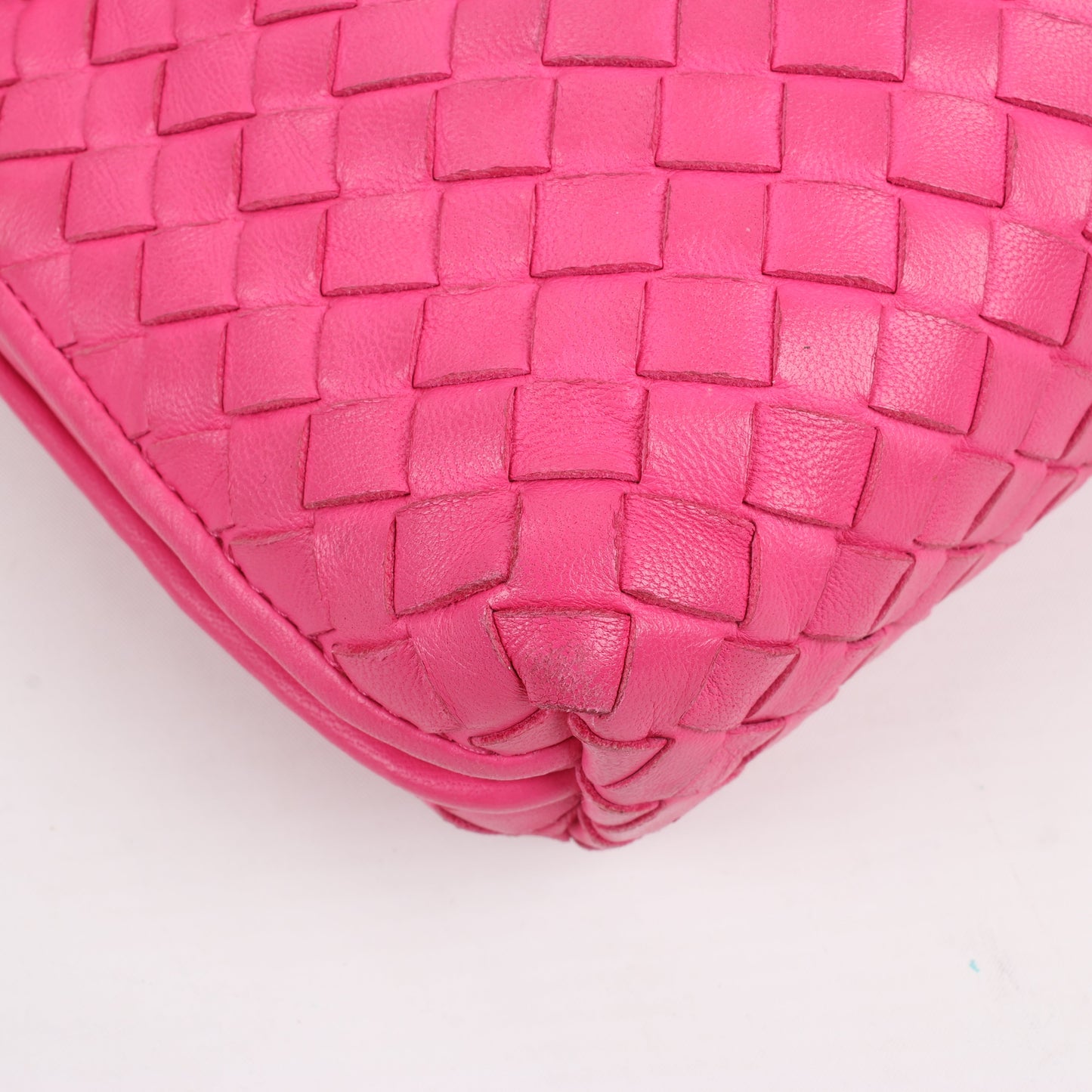 Bottega Veneta Intrecciato Nodini Crossbody Bag in Pink