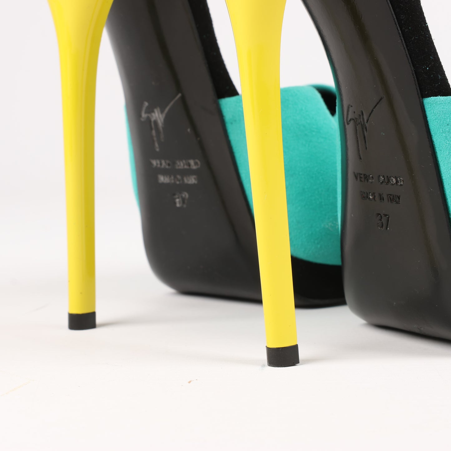 GIUSEPPE ZANNOTTI Suede Colorblock Pattern D'Orsay Pumps