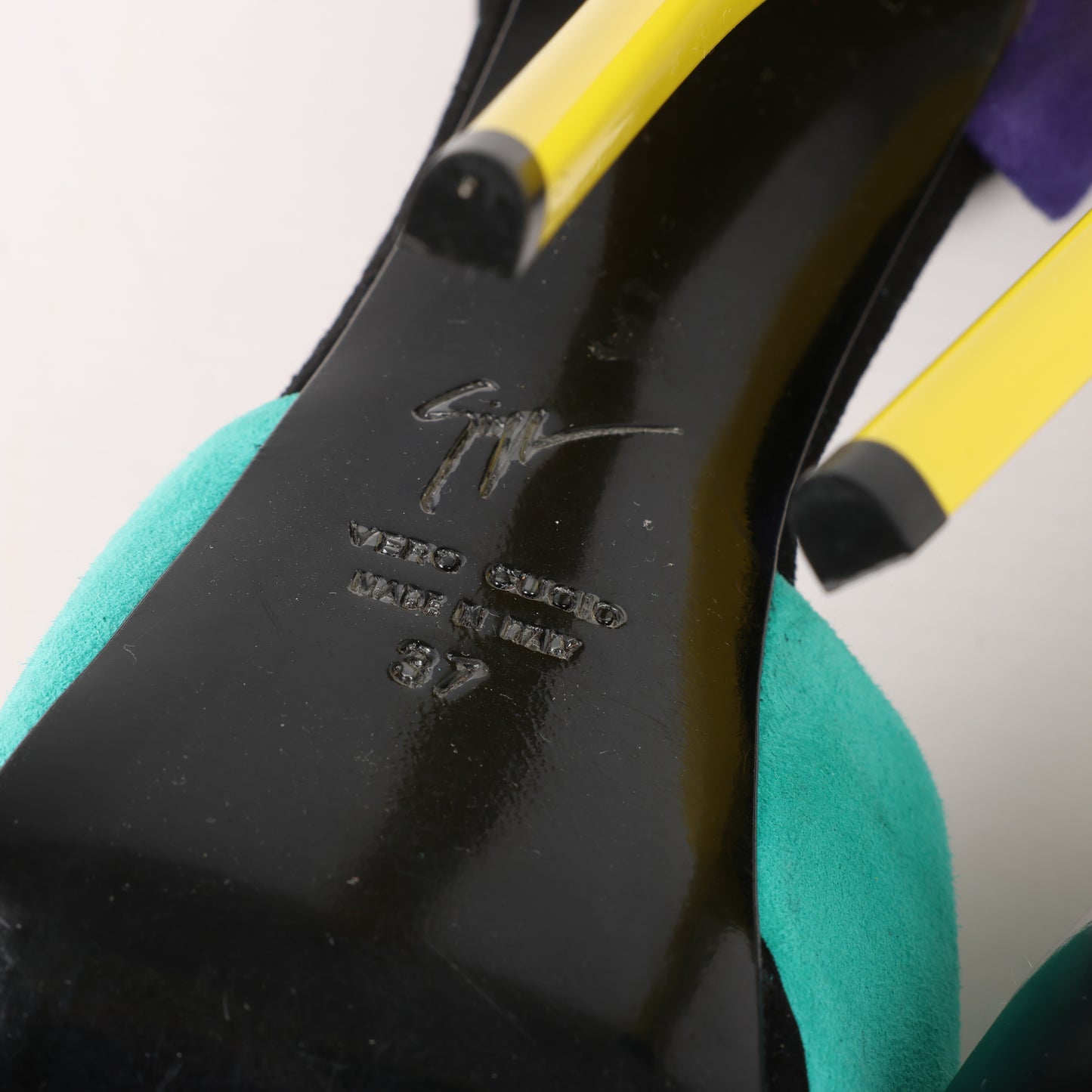 GIUSEPPE ZANNOTTI Suede Colorblock Pattern D'Orsay Pumps