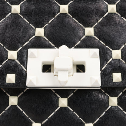 Sac à bandoulière Valentino Rockstud Spike Chain 2 voies, noir et blanc