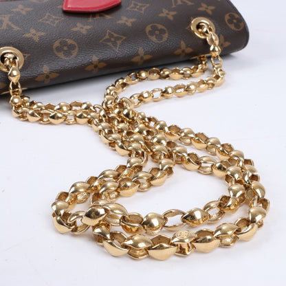 Louis Vuitton Monogram Victoire Umhängetasche in Rot M41731