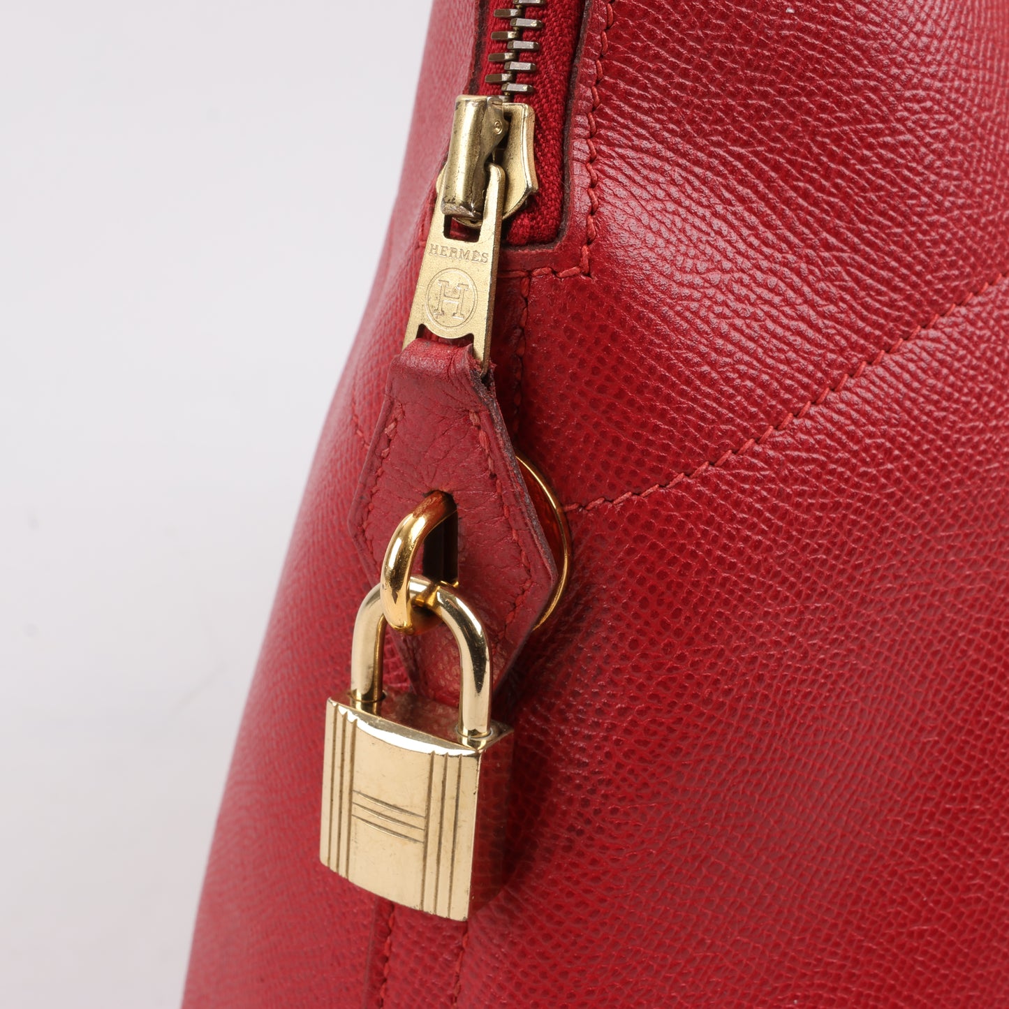 Sac à main HERMES Bolide 35 Cushbell Rouge vif, garnitures en métal doré, ○W:1993