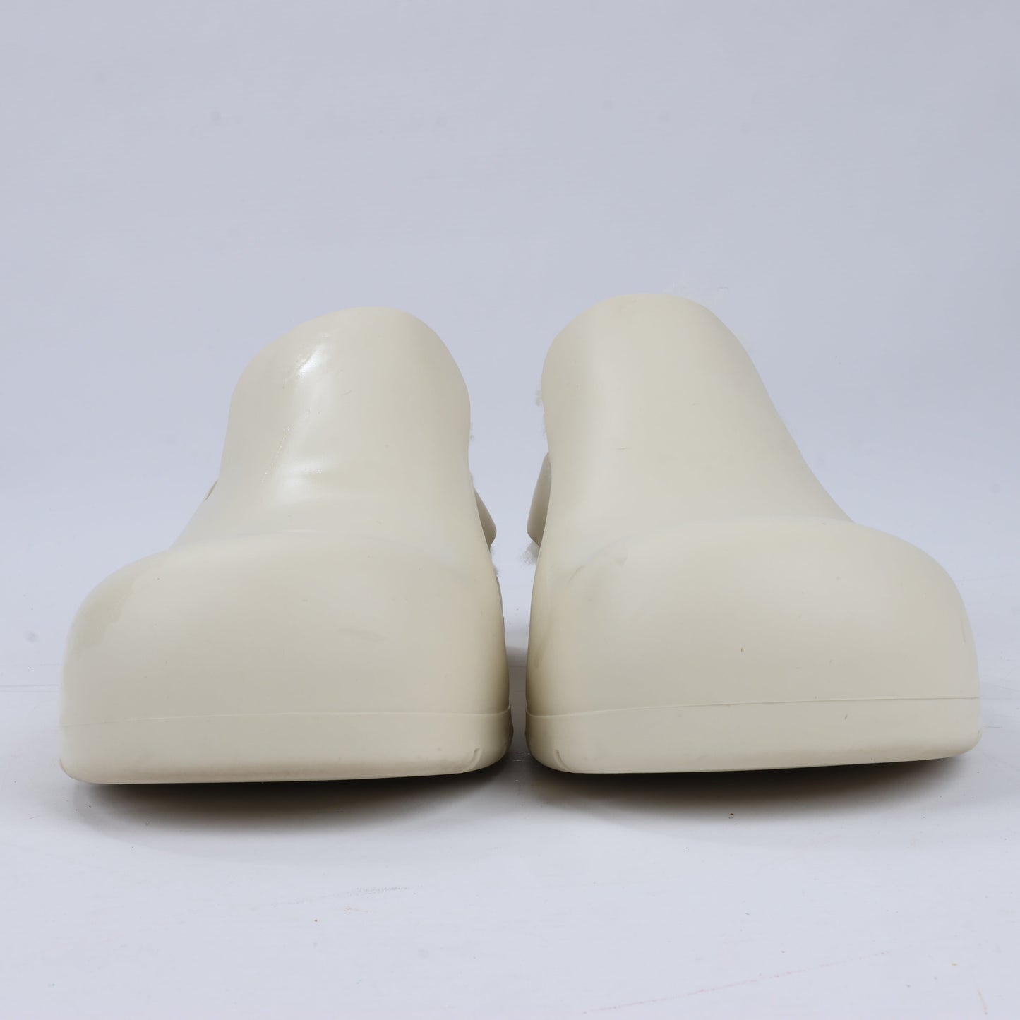 Bottega Veneta Puddle Shearling Cozy Matt Rubber Low Top Shoes in Ivory