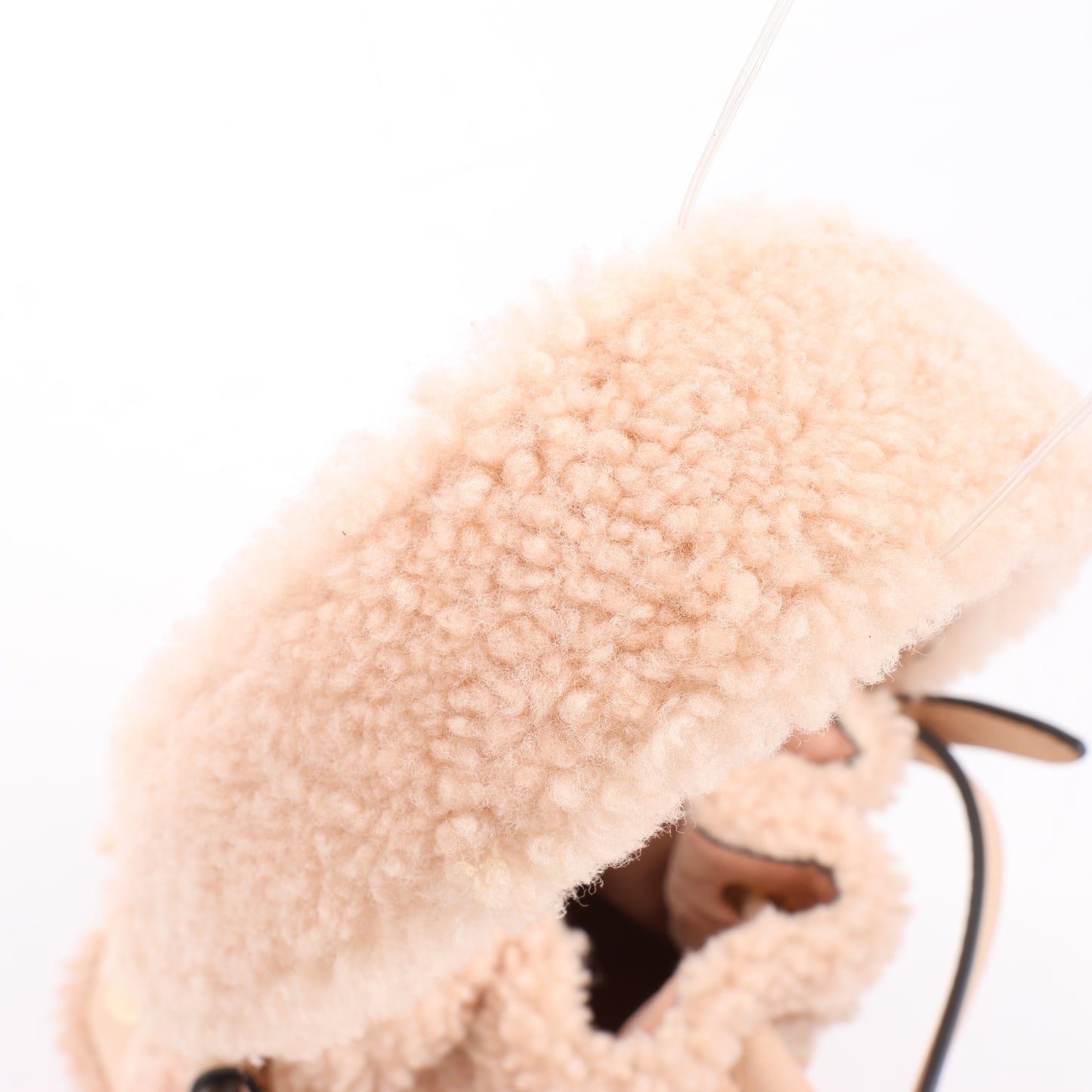Fendi Mon Tresor Mini Mouton 2Way Sac à bandoulière en beige poudré 8BS010