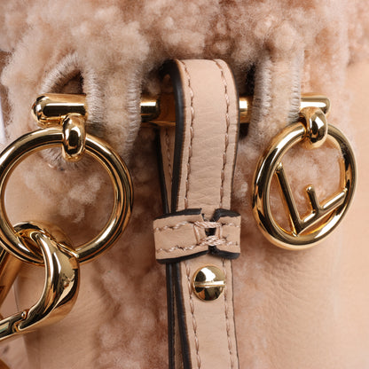 Fendi Mon Tresor Mini Mouton 2Way Sac à bandoulière en beige poudré 8BS010