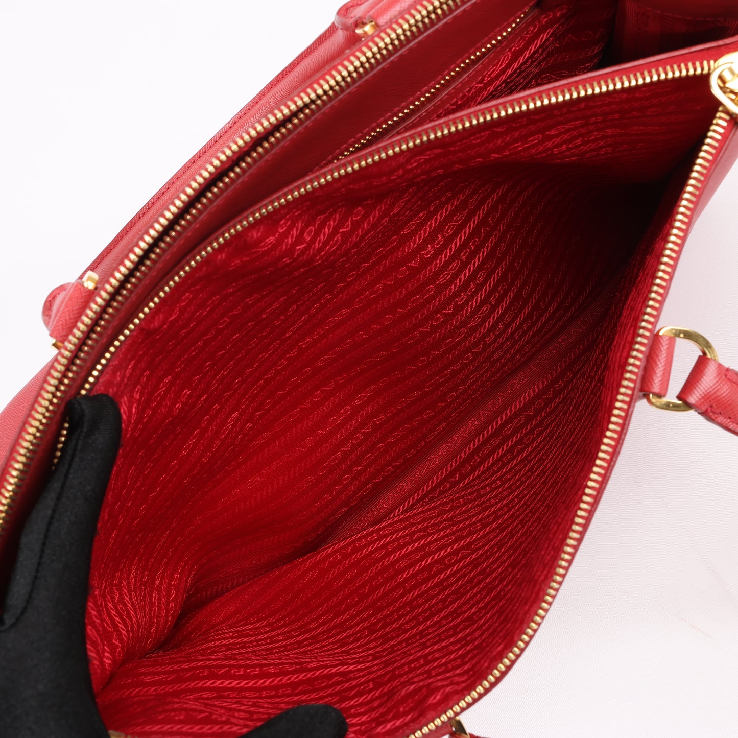 Prada Galleria Saffiano Lux Leather Handbag in Red