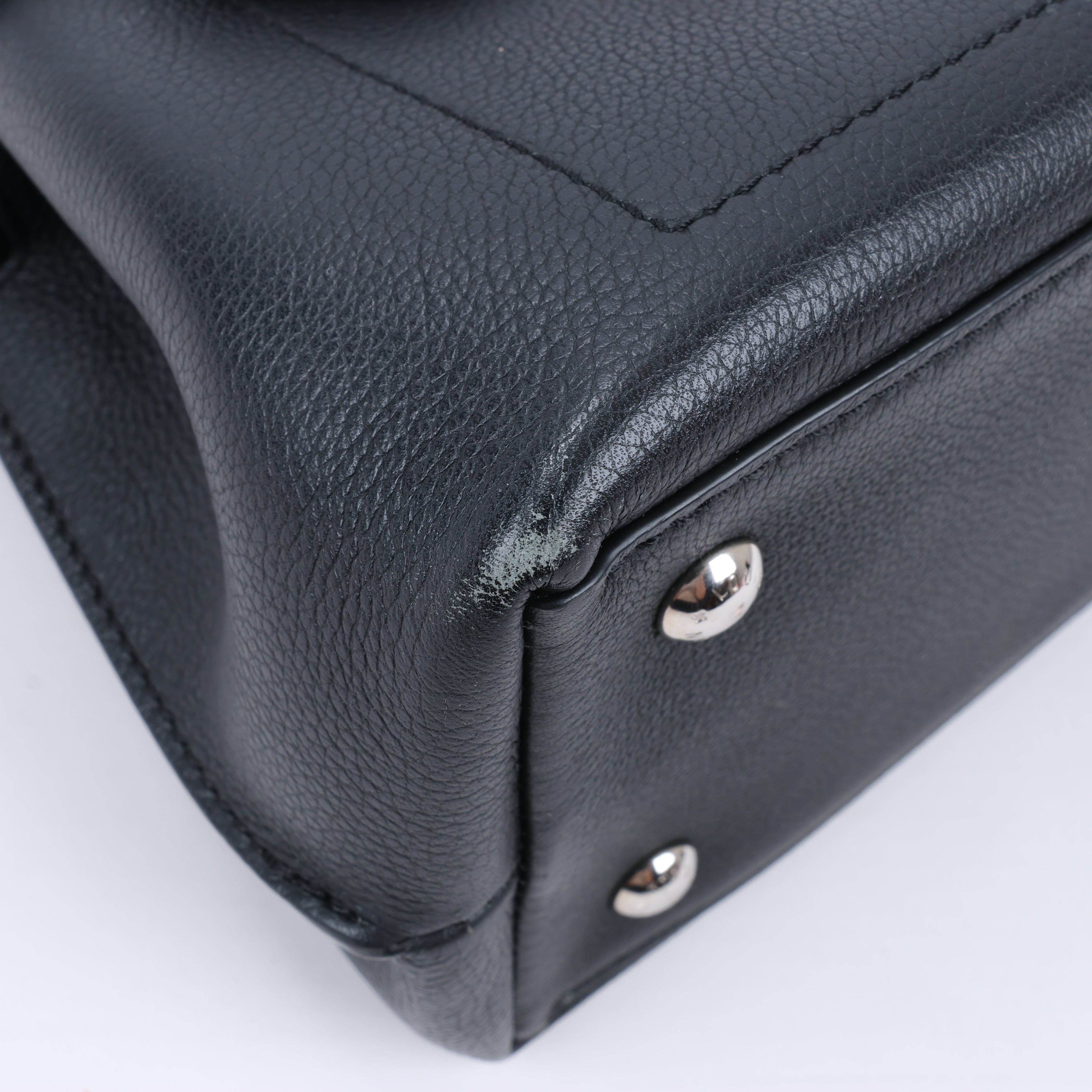 Louis Vuitton LV Logo LockMe Ever BB 2Way Shoulder Bag M53937