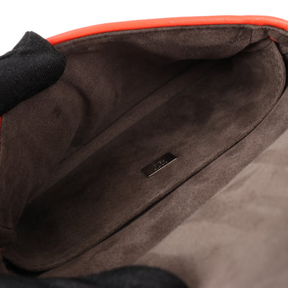 Sac à bandoulière en cuir FENDI Double Micro Baguette avec chaîne, rouge 8M0371
