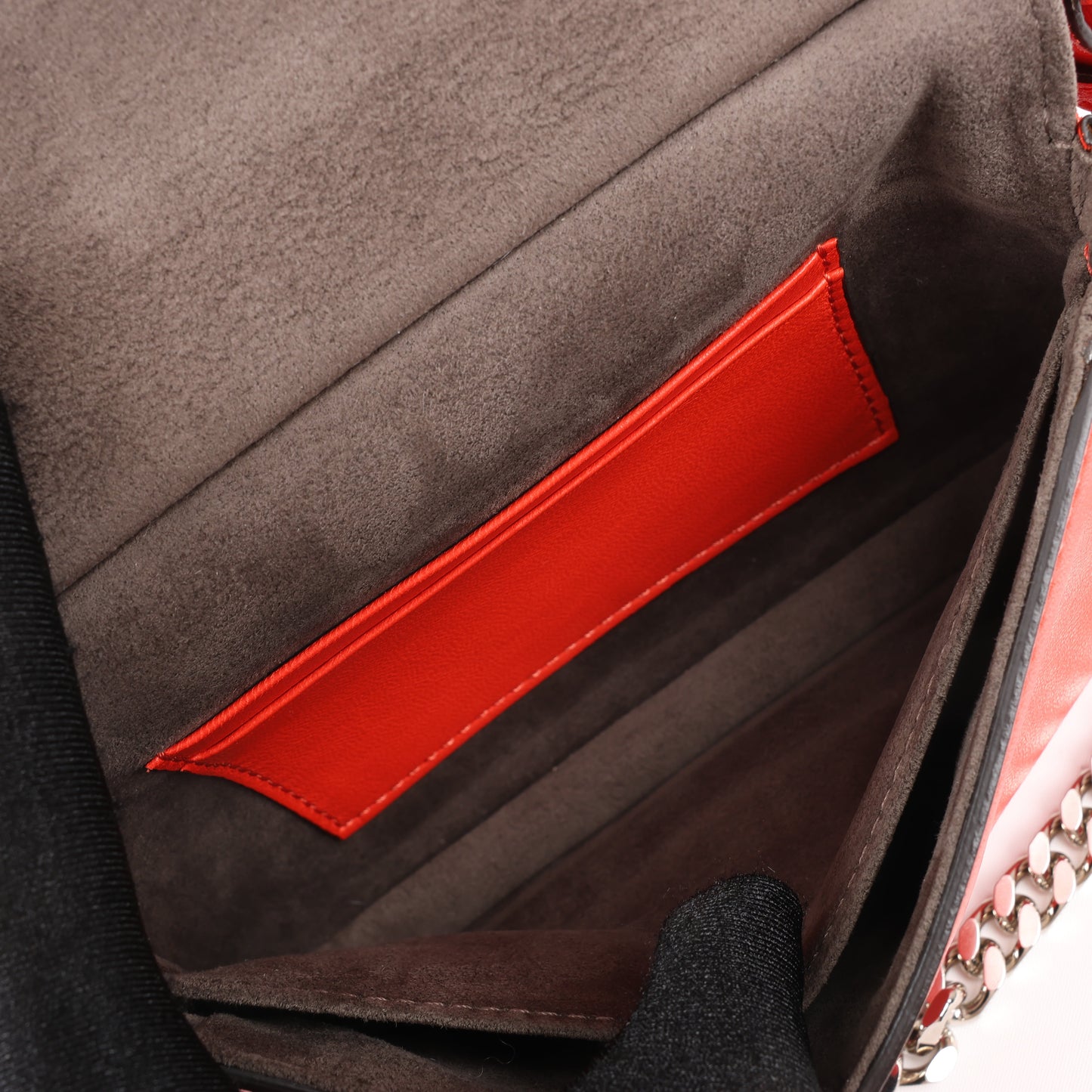 Sac à bandoulière en cuir FENDI Double Micro Baguette avec chaîne, rouge 8M0371