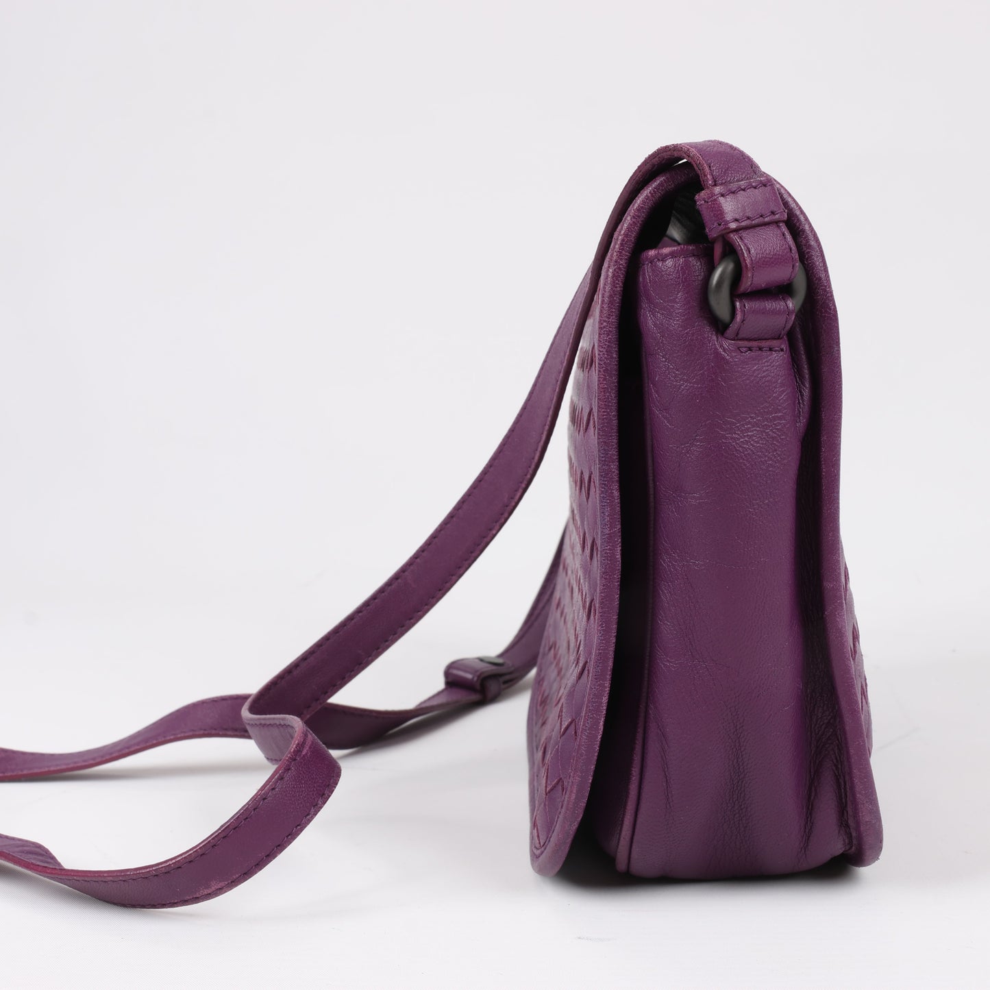 BOTTEGA VENETA Intrecciato Leather Shoulder Bag in Purple