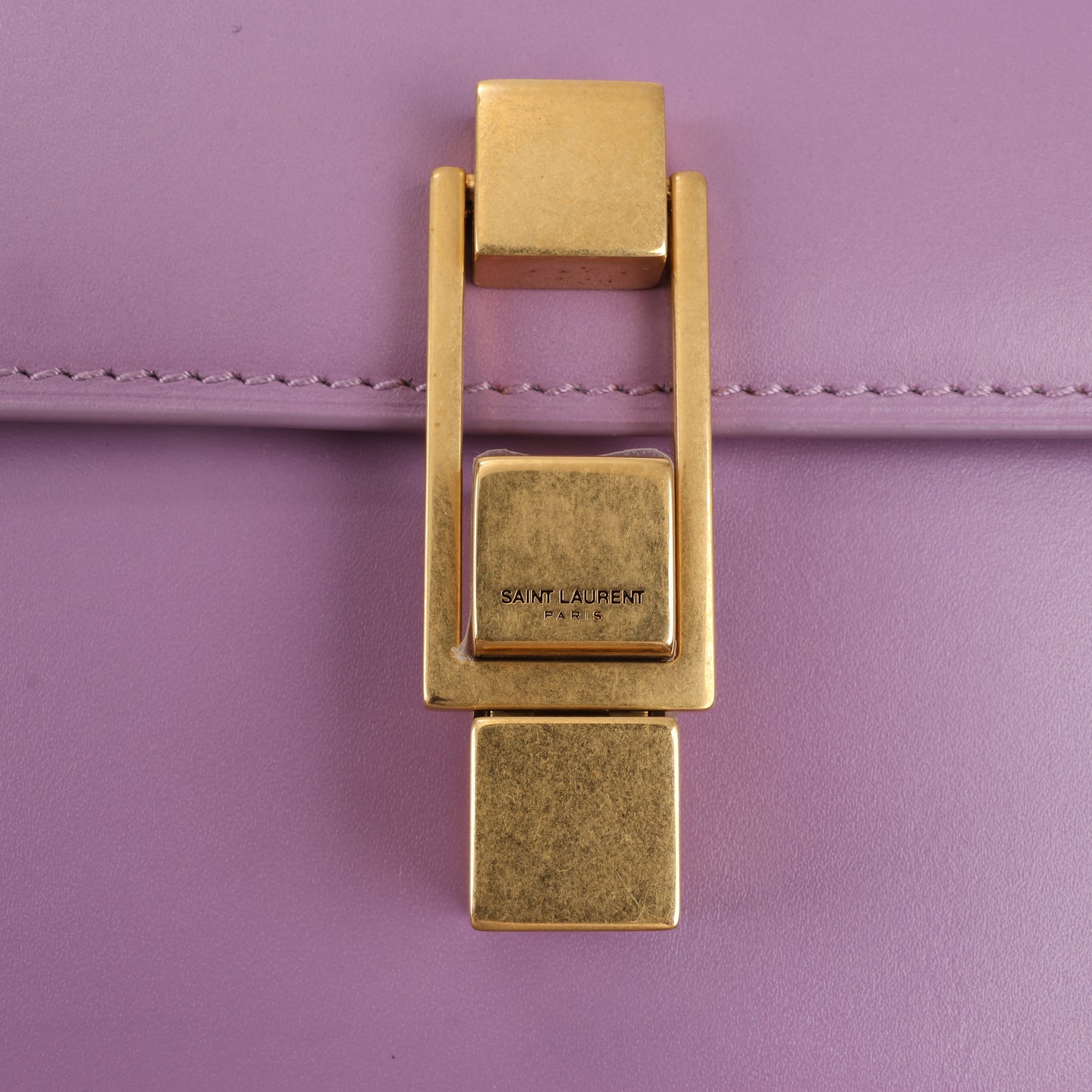 Saint Laurent Paris Carre Leather Shoulder bag in Purple