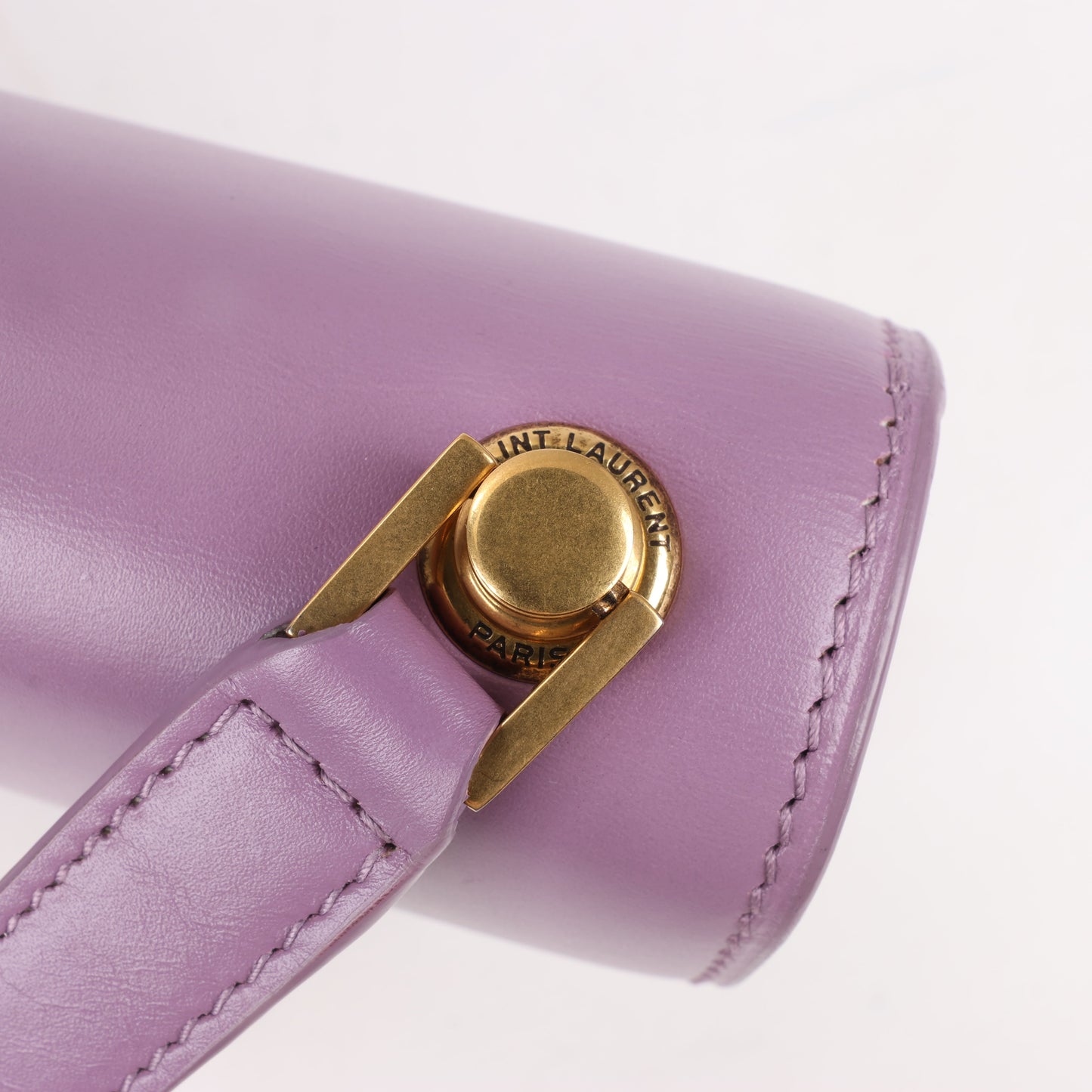 Saint Laurent Paris Carre Leather Shoulder bag in Purple