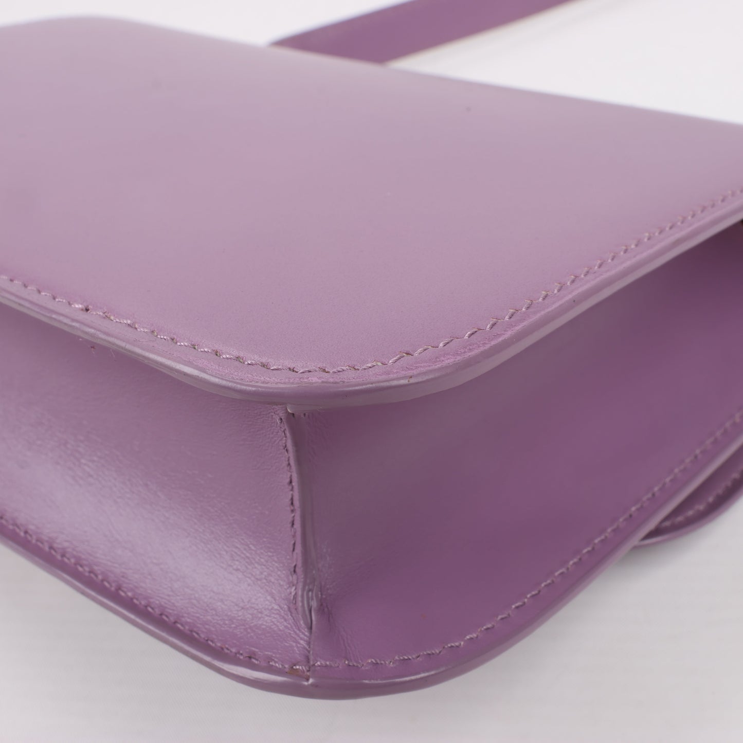 Saint Laurent Paris Carre Leather Shoulder bag in Purple