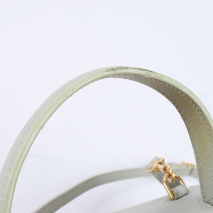 Sac ceinture CELINE Nano 2 voies en cuir de veau grainé, couleur menthe