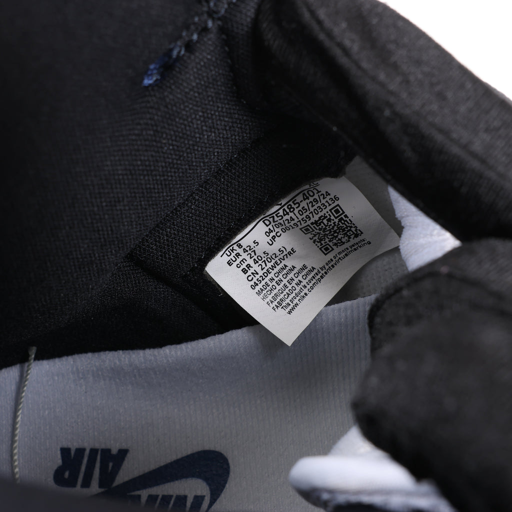 Nike Air Jordan Leather High-Top Sneakers in White x Navy DZ5485-401