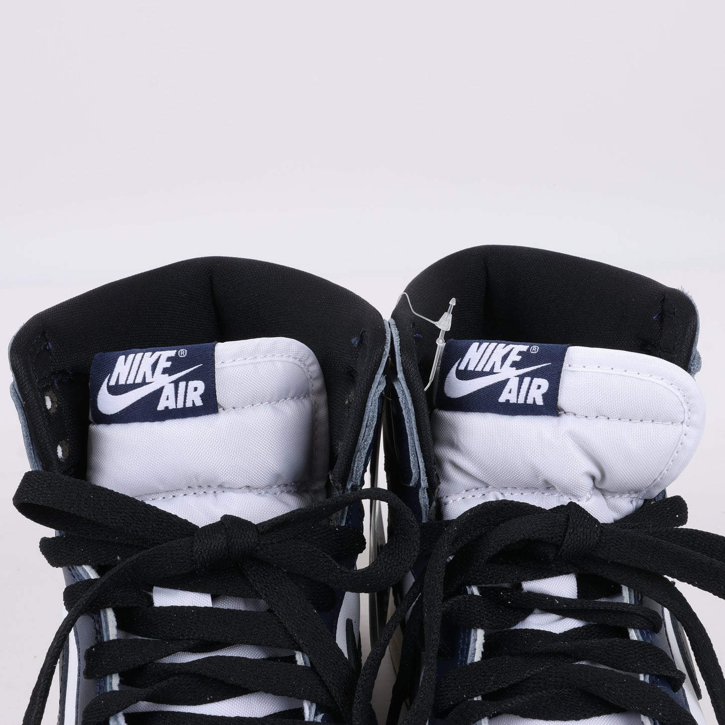 Nike Air Jordan Leather High-Top Sneakers in White x Navy DZ5485-401