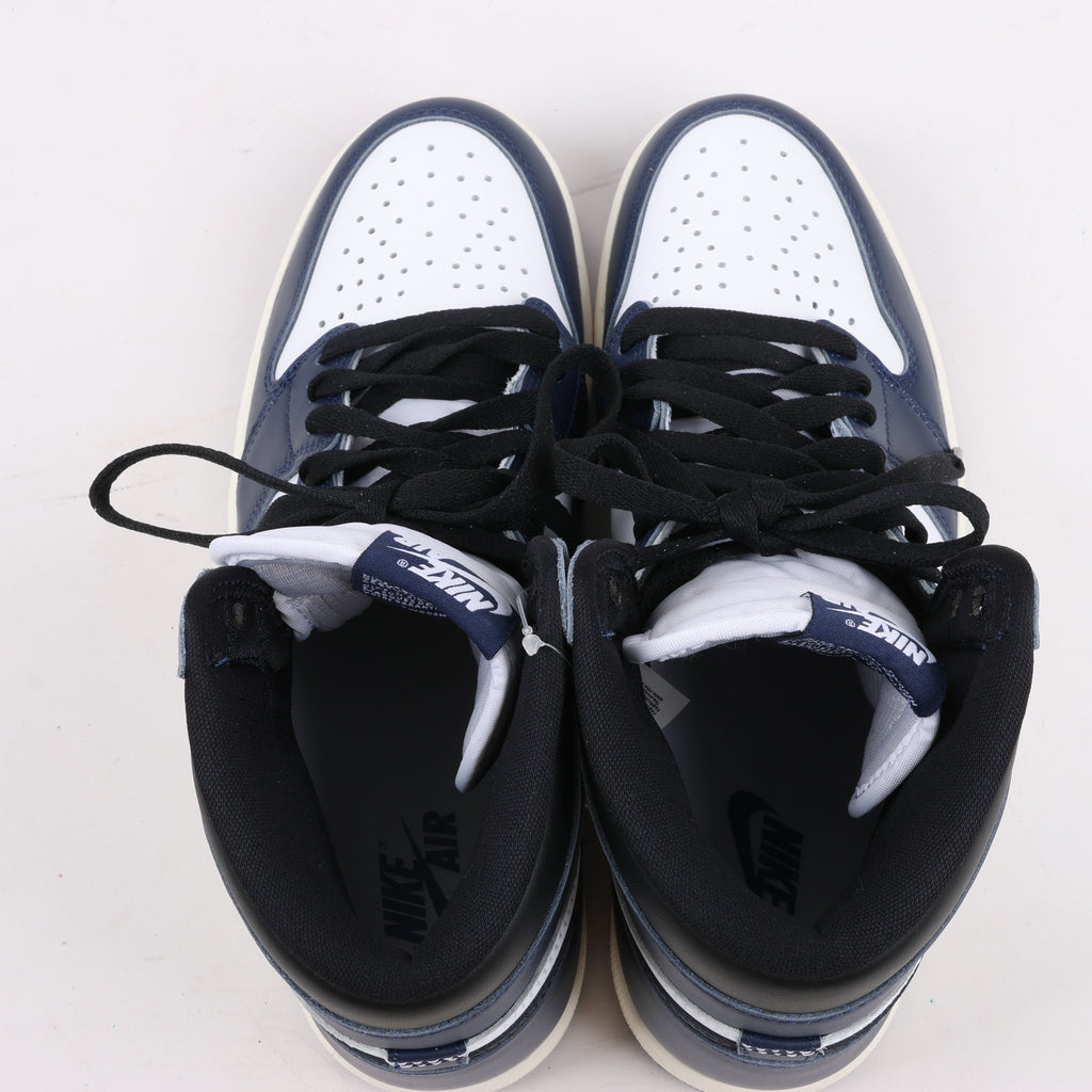 Nike Air Jordan Leather High-Top Sneakers in White x Navy DZ5485-401