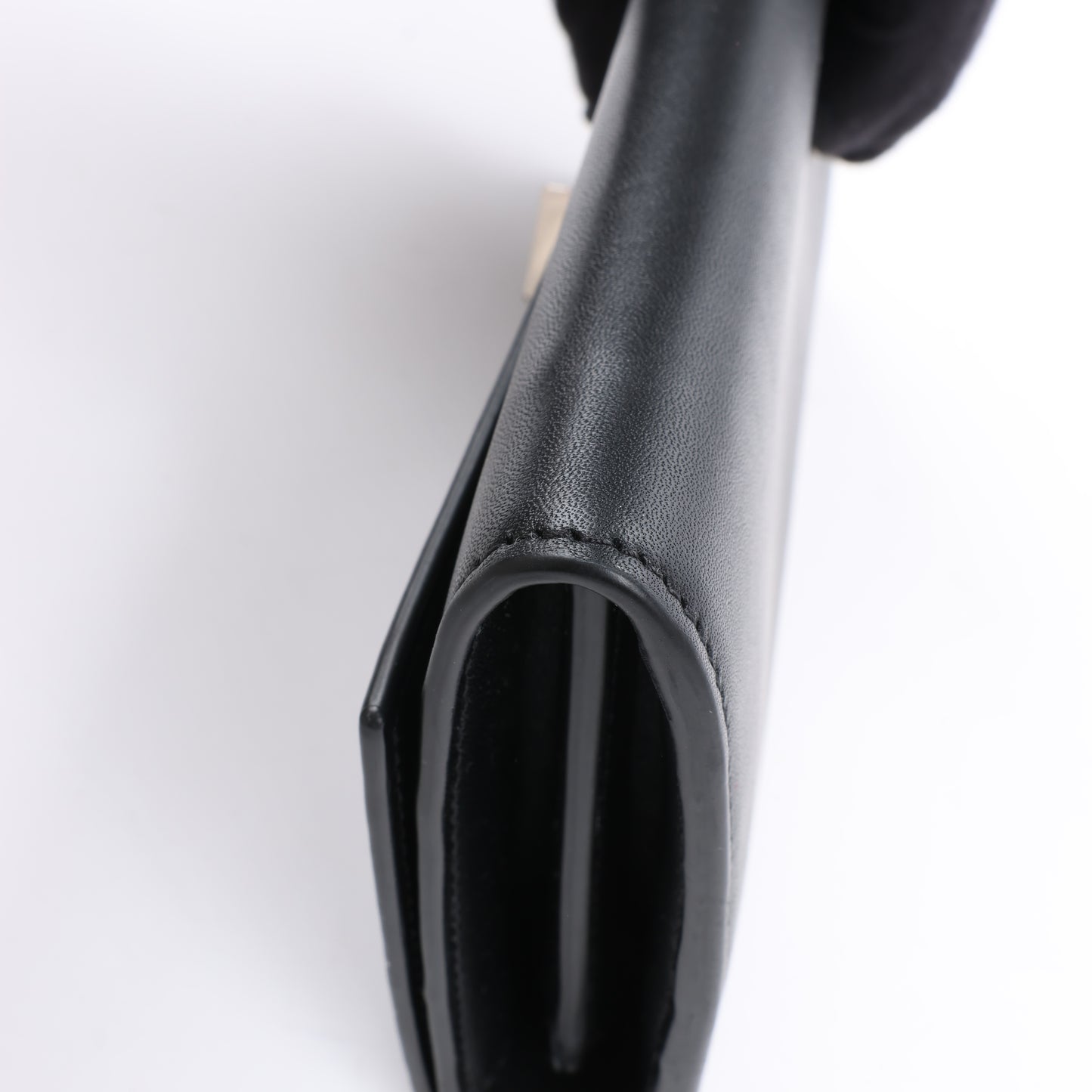 Portefeuille continental en cuir lisse noir Bottega Veneta