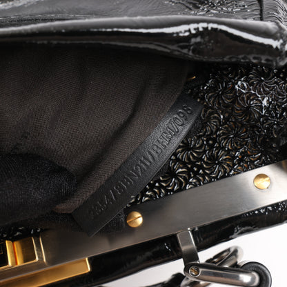 Fendi Peekaboo Patent Leather 2Way Handbag in Black 8BN211