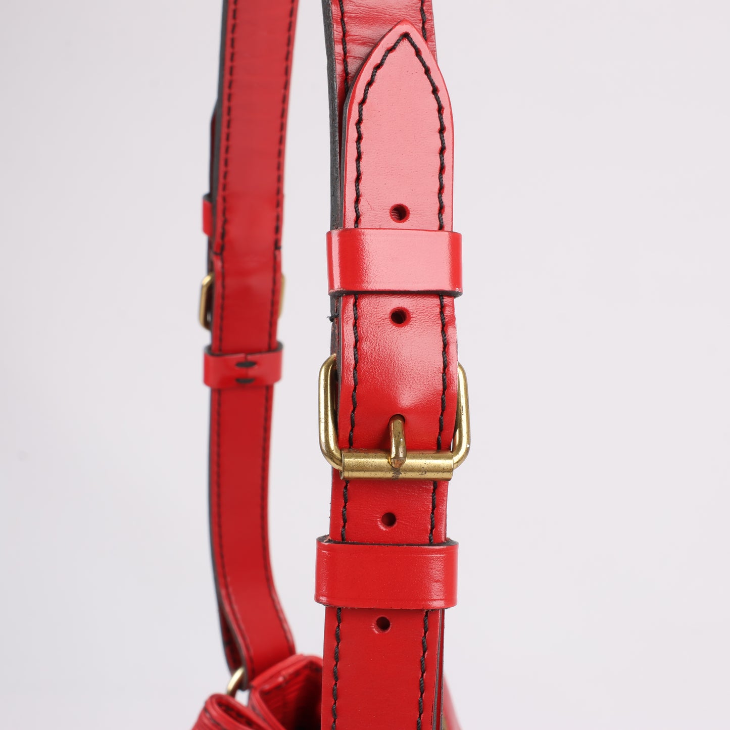 LOUIS VUITTON Epi Leather Noe Shoulder Bag in Red