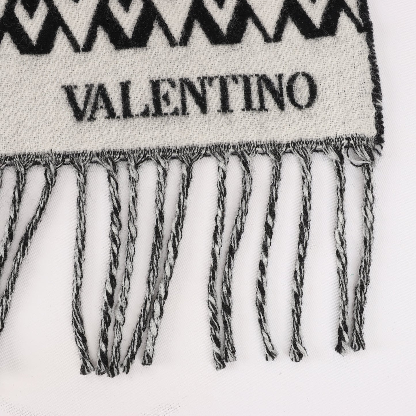Valentino Garavani V logo Scarf Wool & Cashmere Black × White