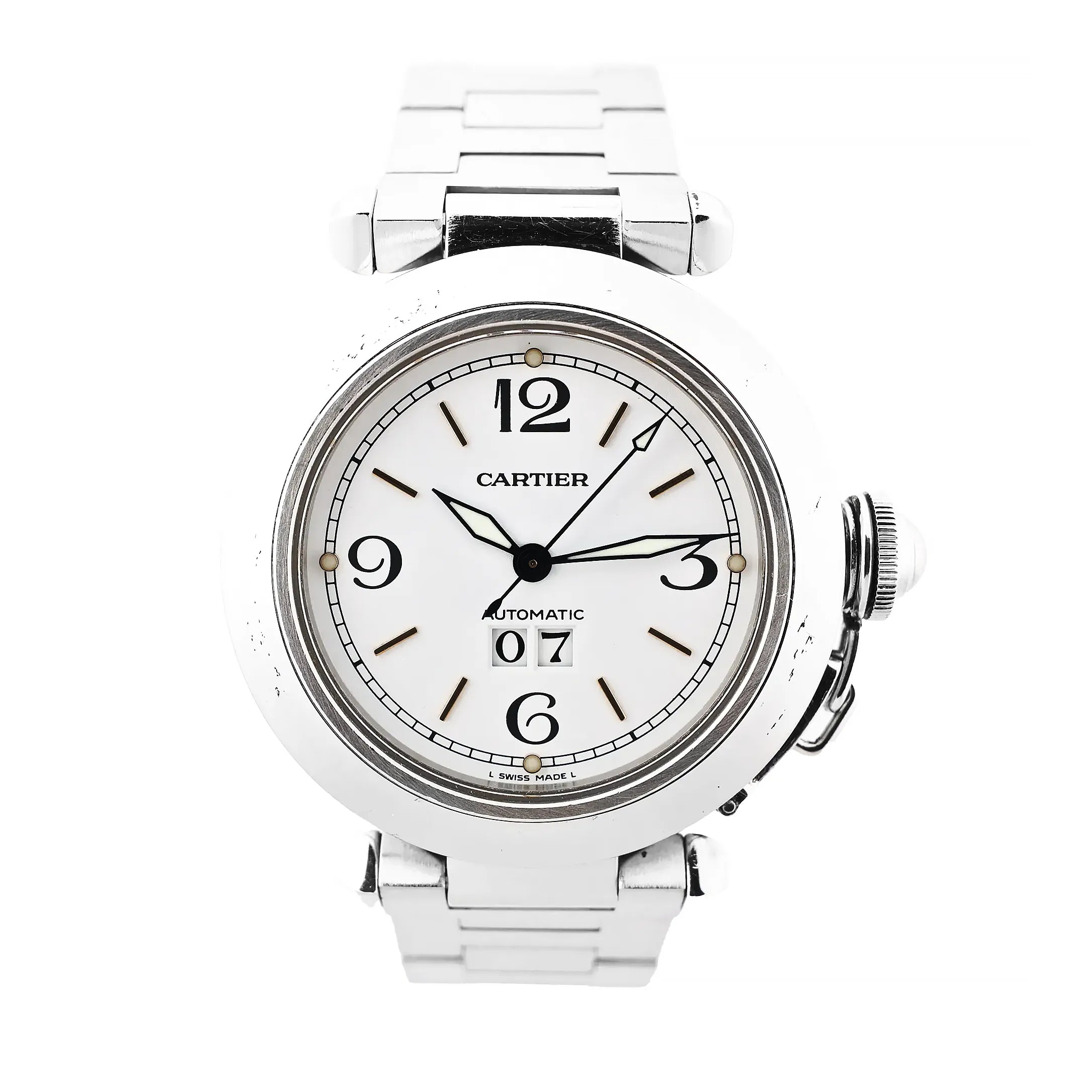Close-up of a Cartier Pasha W31044M7 watch featuring a polished stainless steel case and bracelet, a white dial with bold black numerals, luminous sword-shaped hands, and a date display at 6 o’clock.