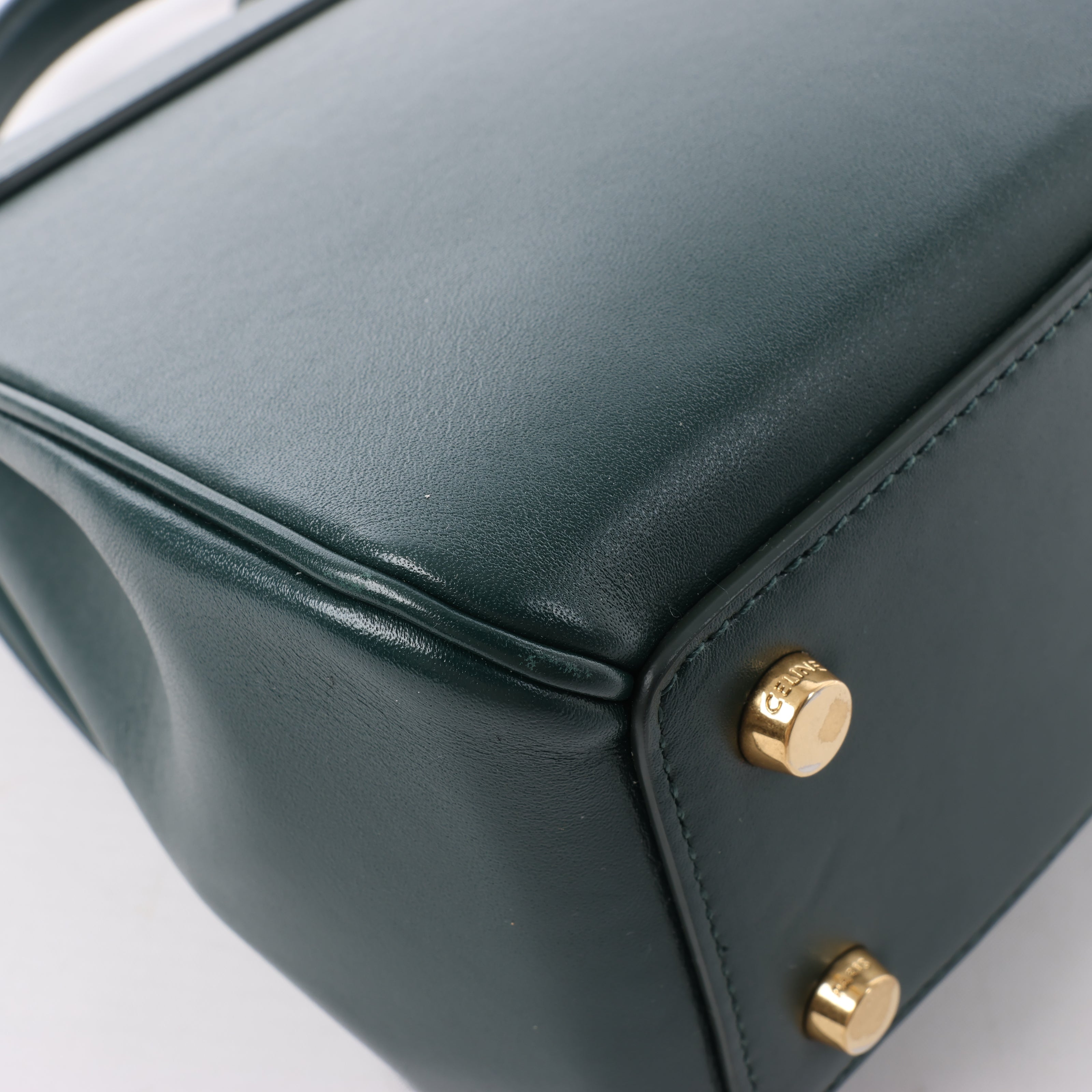 Celine Sac 16 Small Smooth Leather Handbag in Green