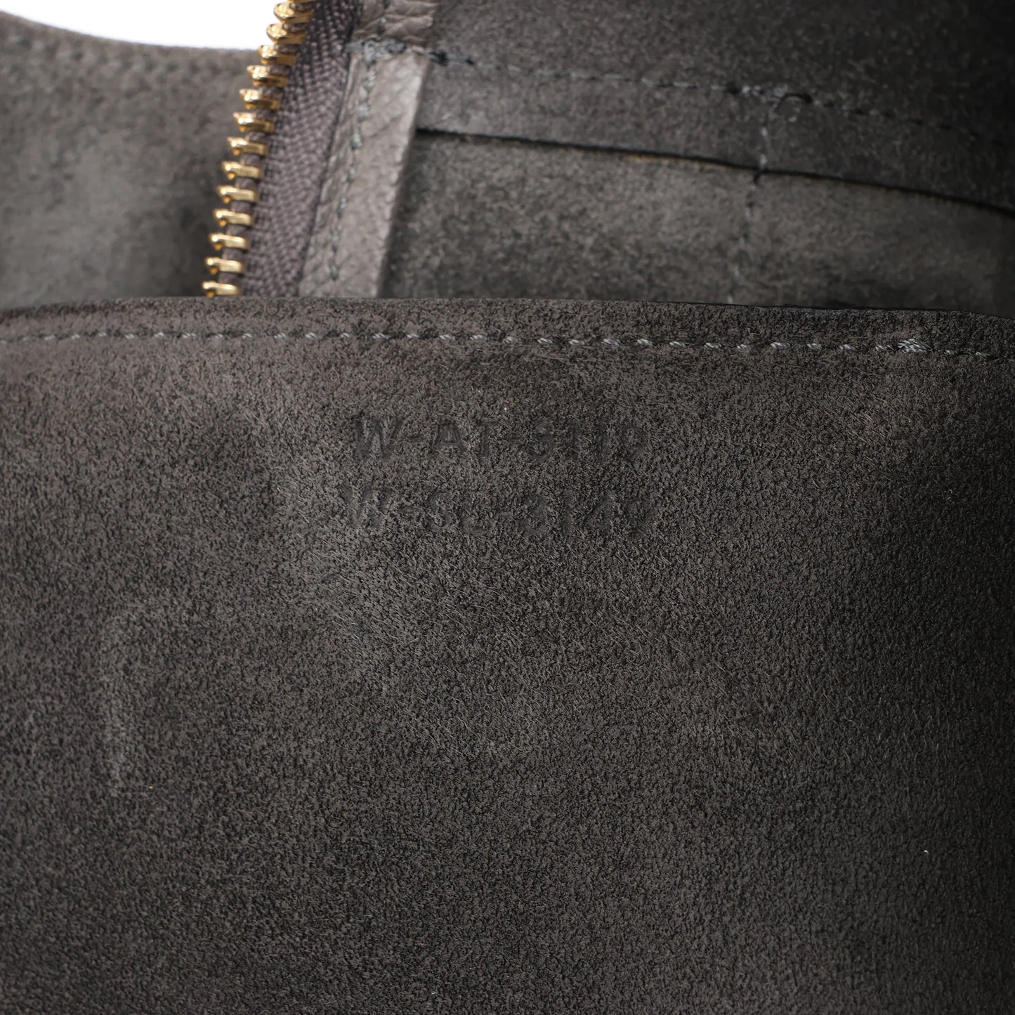 Mini sac ceinture Céline en cuir gris, à double usage