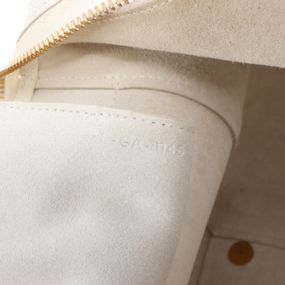 Sac ceinture CELINE Mini sac à main 2 voies en cuir de veau grainé blanc