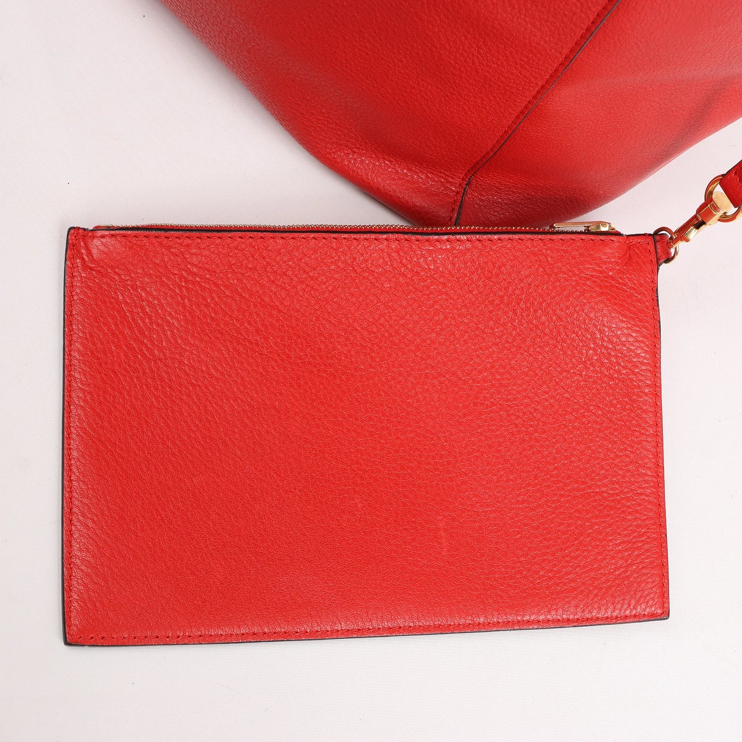 Celine Cabas Phantom Large Leather Shoulder Bag in Red