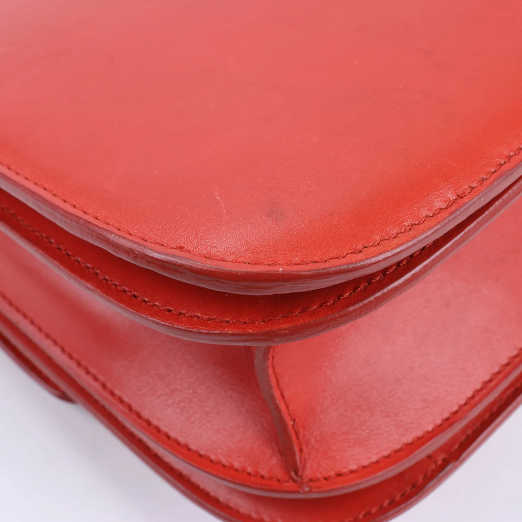 CELINE Classic Box Medium Leather Shoulder Bag in Red