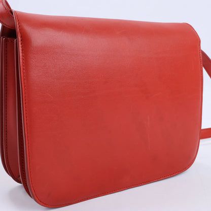 CELINE Classic Box Medium Leather Shoulder Bag in Red