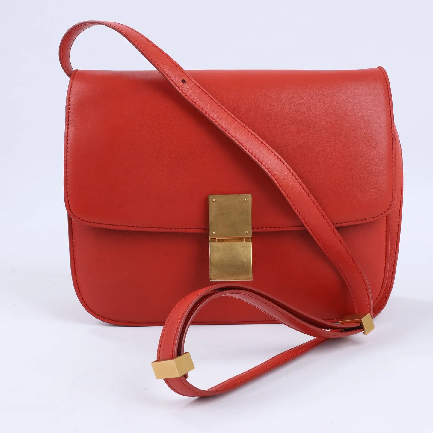 CELINE Classic Box Medium Leather Shoulder Bag in Red