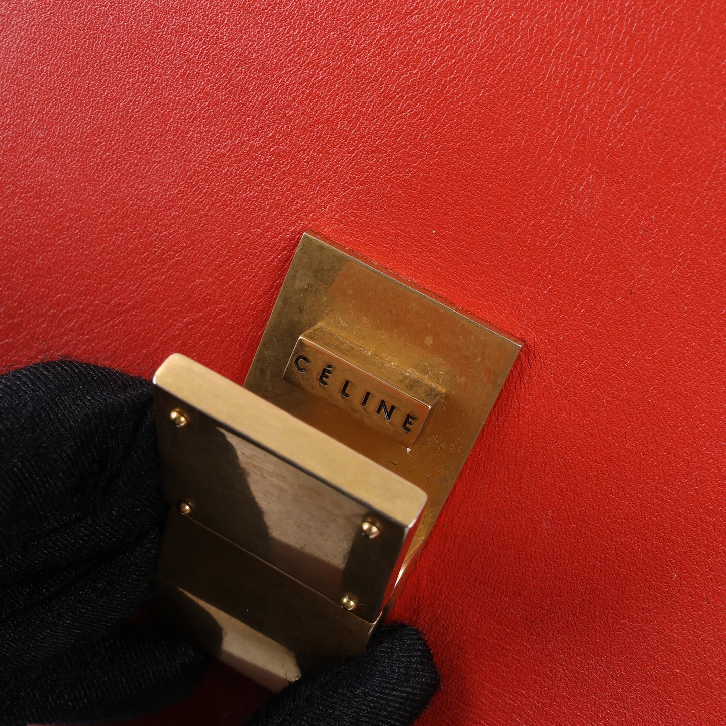 CELINE Classic Box Medium Leather Shoulder Bag in Red