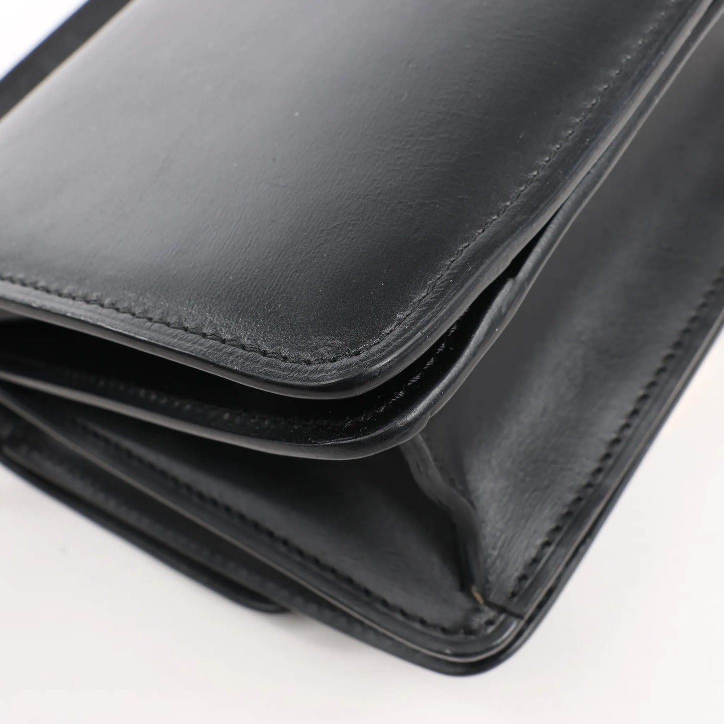 Celine Classic Box Small Leather Shoulder Bag in Black