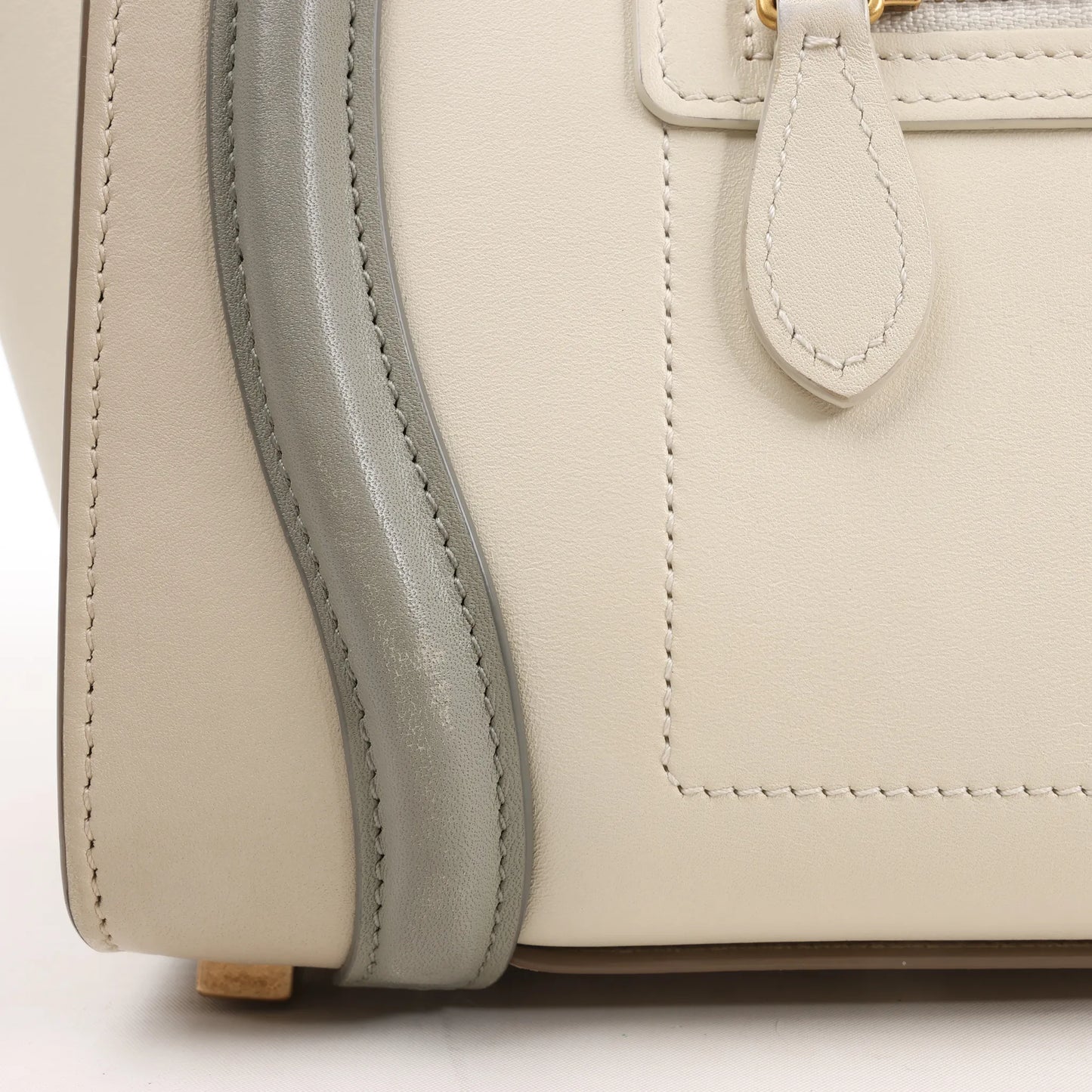 Celine Luggage Micro Lederhandtasche in Beige x Grau