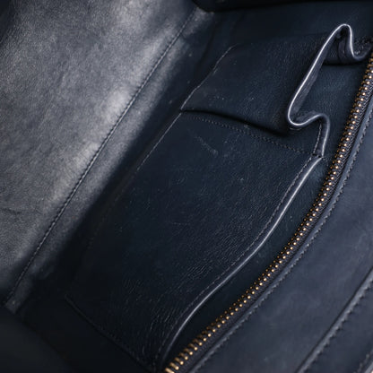 Sac à main Celine Luggage Micro en cuir bleu marine