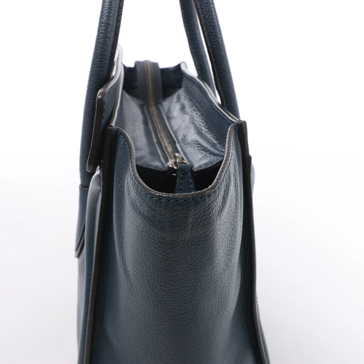 Bolso de mano Celine Luggage Micro Leather x Suede en negro y blanco